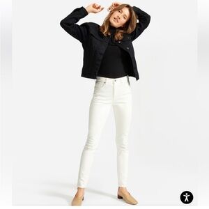 NWT Everlane Bone High Rise Skinny Low Stretch Jeans. Size 33.